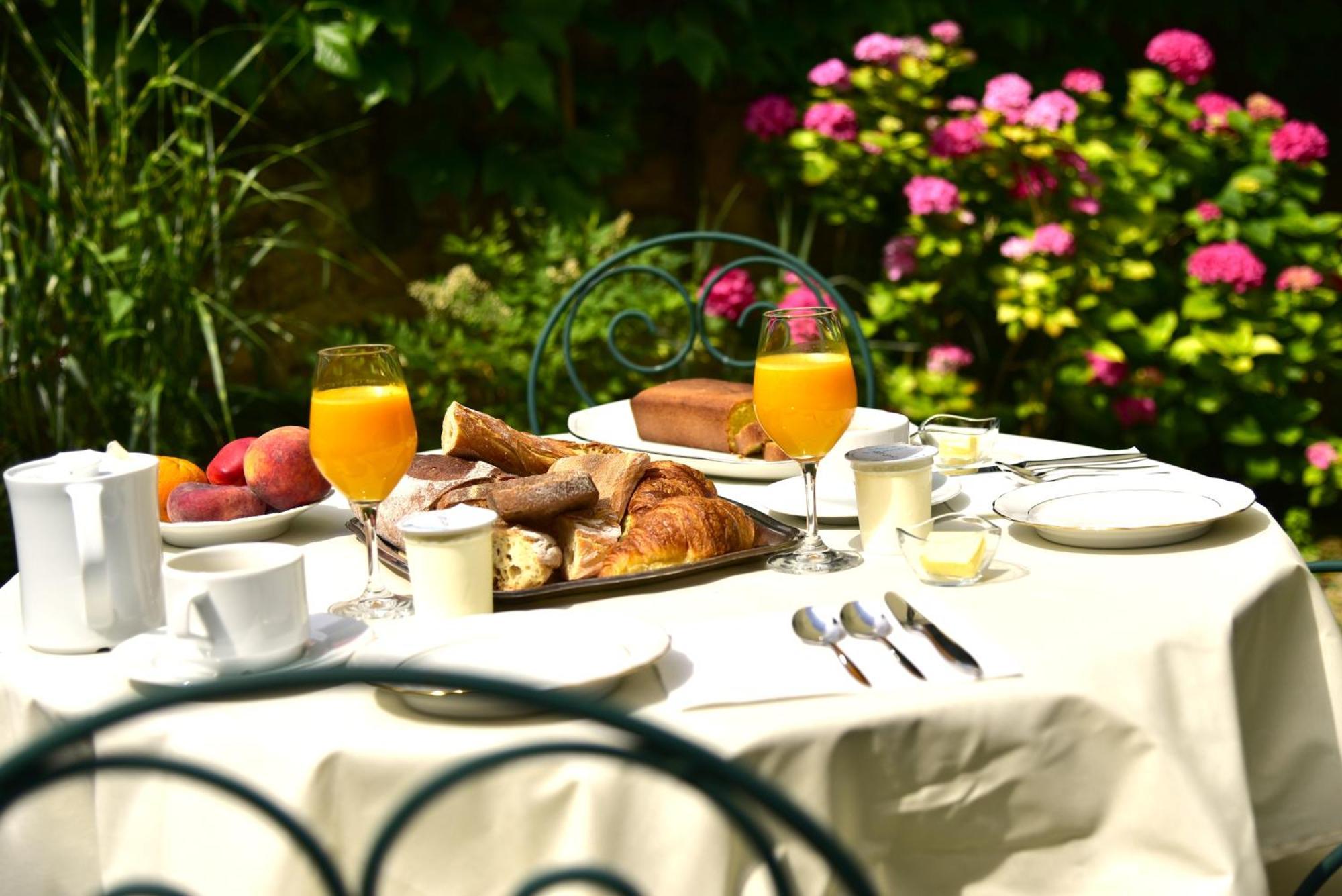 Logis Hotel Le Boudoir Belvès Kültér fotó