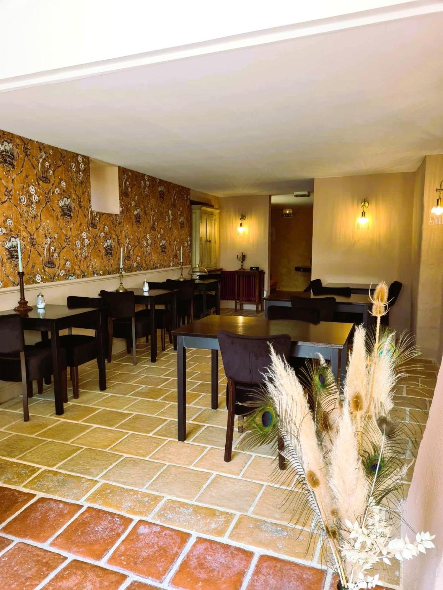 Logis Hotel Le Boudoir Belvès Kültér fotó